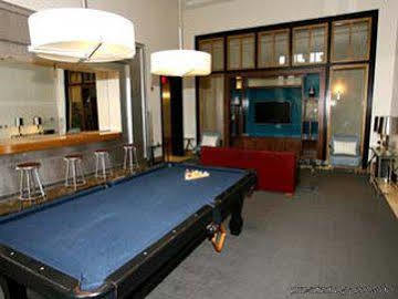 Crystal Quarters Furnished Apartments At The Gramercy Arlington Eksteriør billede
