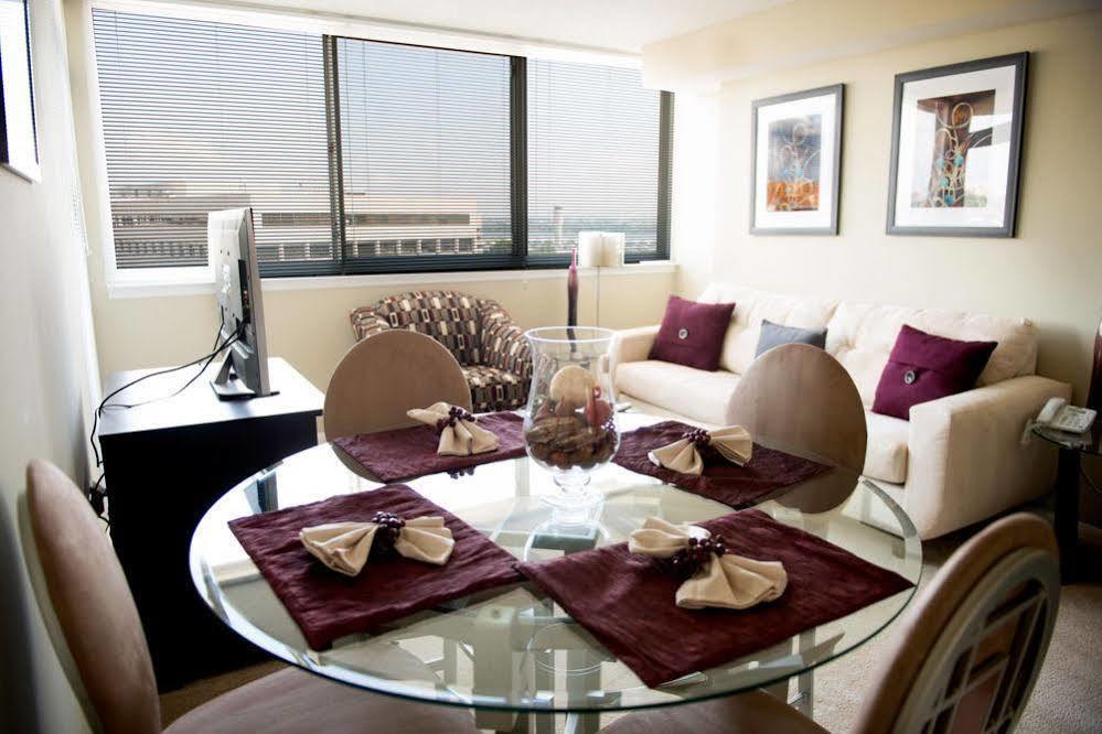 Crystal Quarters Furnished Apartments At The Gramercy Arlington Eksteriør billede