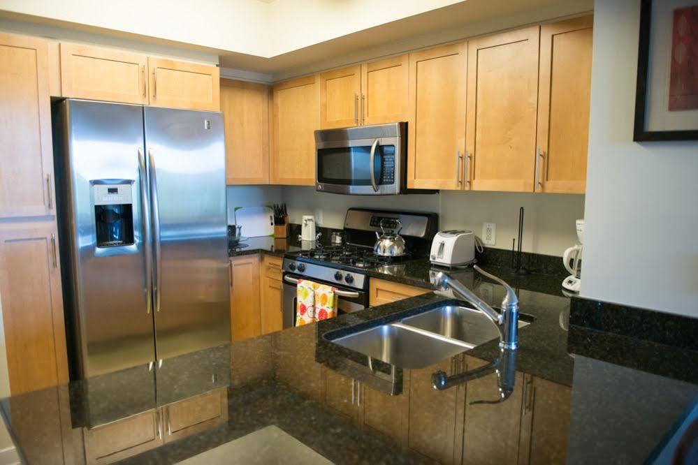 Crystal Quarters Furnished Apartments At The Gramercy Arlington Eksteriør billede